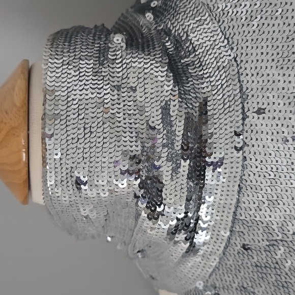 Silver sequin blouse - Picture 2 of 4